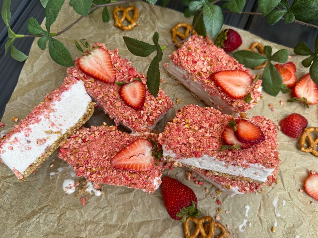 strawberry ice cream bar 