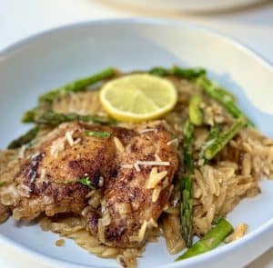 Lemon Chicken and Orzo (One-Pot Dinner!)