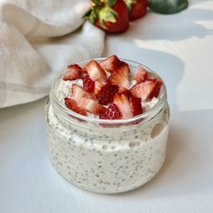 Strawberries and Cream Protein Overnight Oats