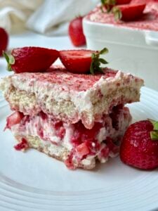 No-Bake Strawberry Tiramisu