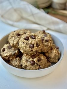 Oatmeal Chocolate Chip Cookies with Banana